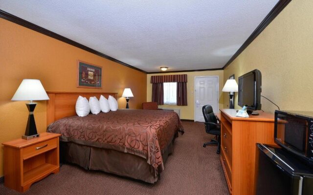Xecutive Inn and Suites