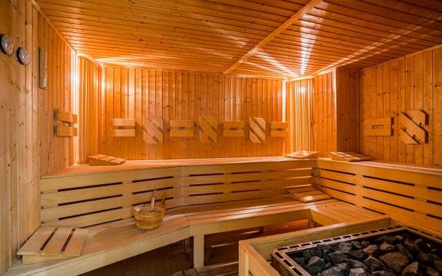 Local Stay Hotel, BEST WESTERN Signature Collection