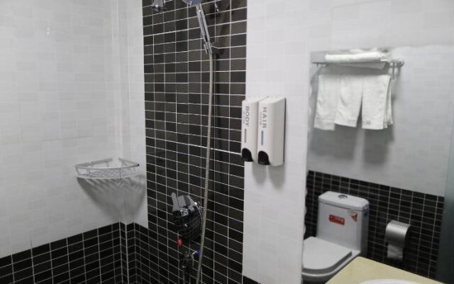 Luoyang Anximen Young Hostel