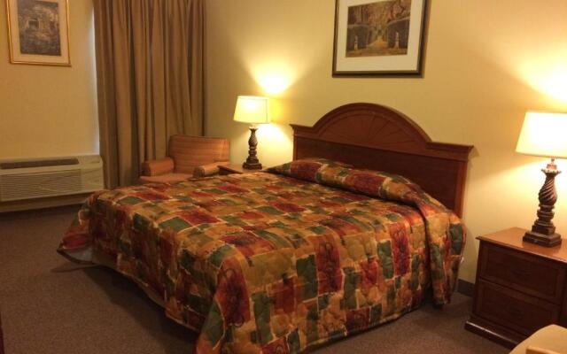 Country Regency Inn & Suites