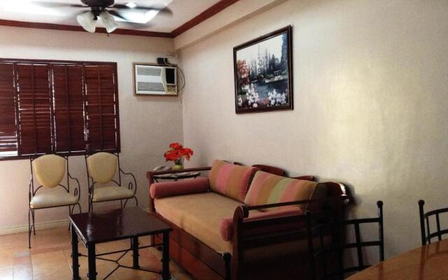 Crown Regency Residences Davao Hotel