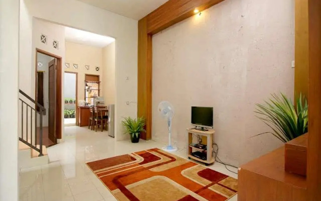 Rumah Dyandra Suryalaya