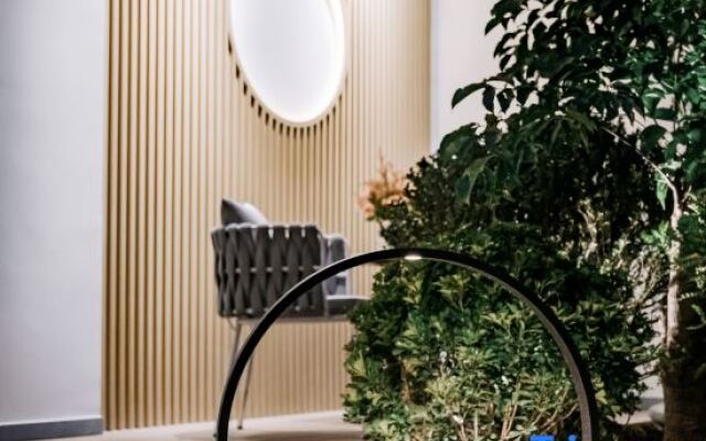 Yansheng Jingyue Designer Hot Spring B & B