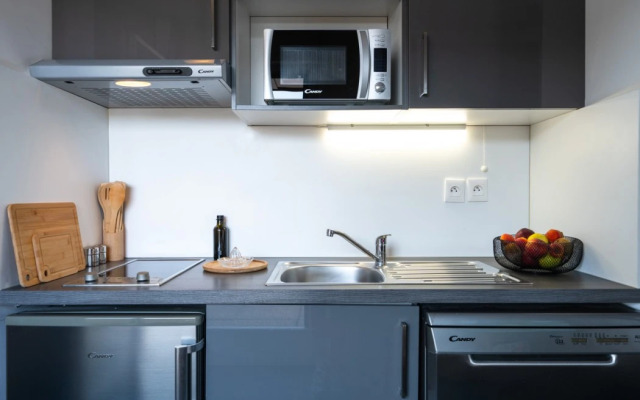 Nemea Appart Hotel Quai Victor Tours Centre