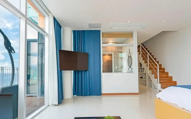 Yeosu Marine Terrace Poolvilla