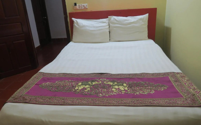 River Dolphin Hotel