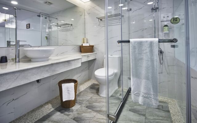 Menippe Hotel