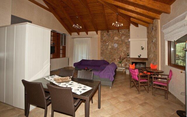 Marathos Paradise Seaside Retreat