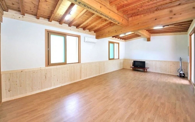 Yangyang Geumpurae Pension