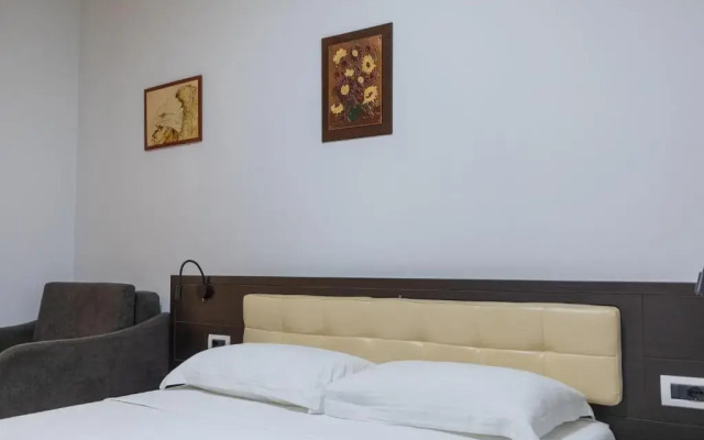 Hotel Pirro