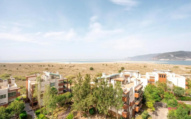 Aqualuz Troia Mar by The Editory