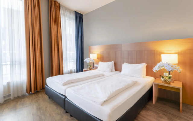 Plaza Premium Koln