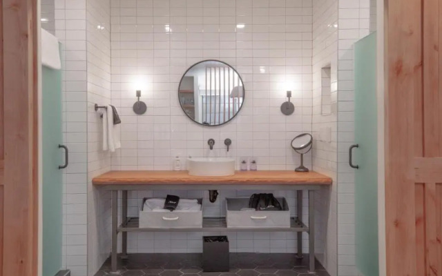 Best Friends Roadhouse and Mercantile