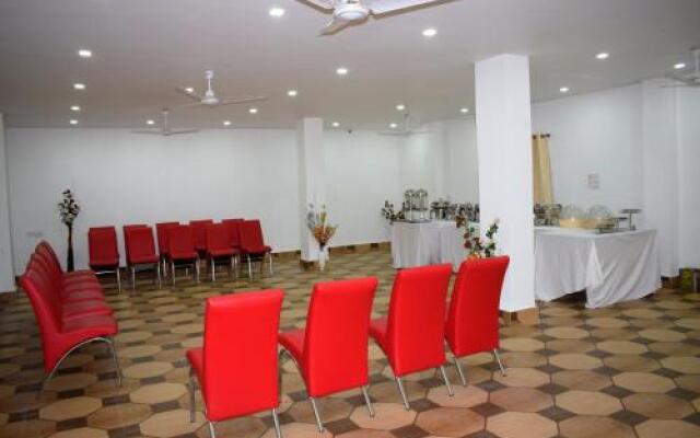 Hotel Akanksha Palace
