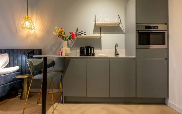 Romantic Garden Stay