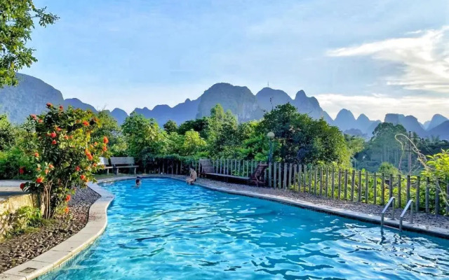 Riverside Retreat Hotel