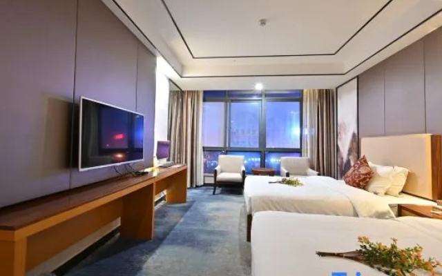 Huangjia Qihao Shangwu Hotel
