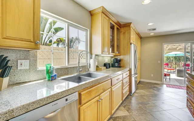 Poway Retreat w/ Stunning Sunset & Mountain Views!