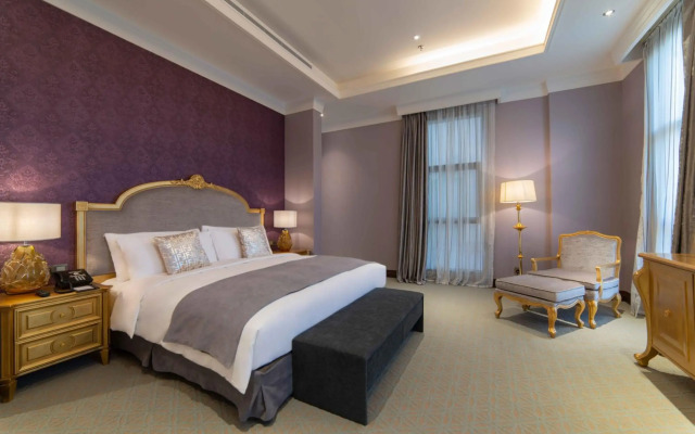 Warwick Al Khobar