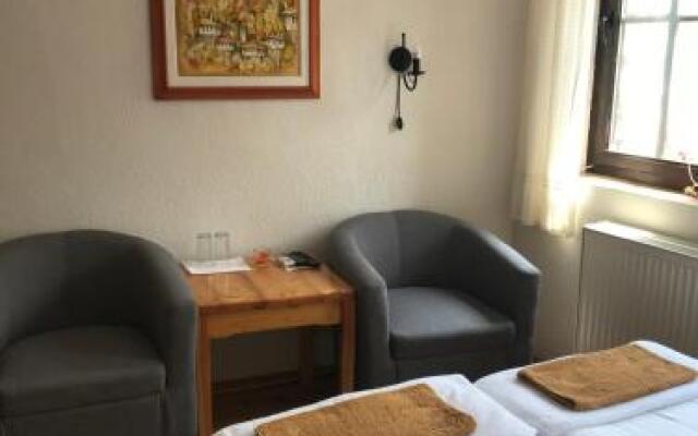 Toni's Guest House