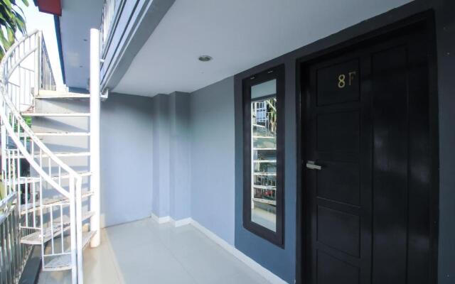 OYO 1227 Variz Homestay Syariah