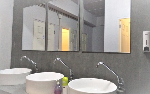 Pattaya Hostel Stay Inn