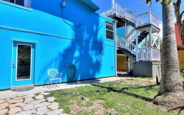 4 Palms 628 by RedAwning