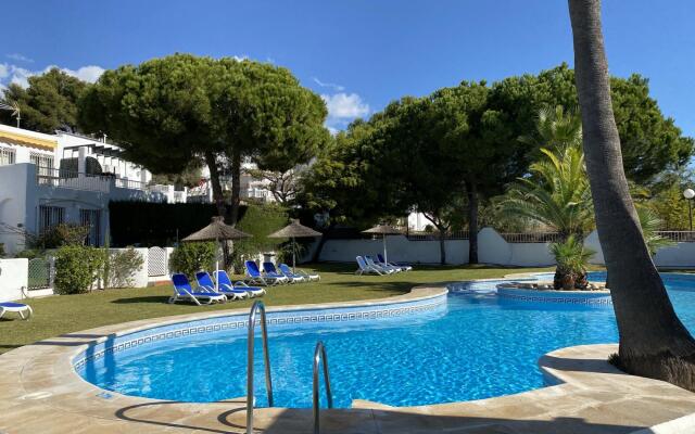 Paraiso Blanco 16A Apartments Casasol