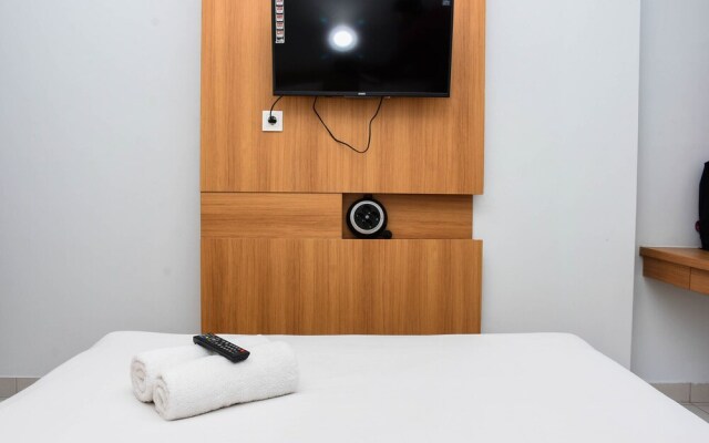 Comfort Studio at Patraland Urbano near Bekasi Station Apartment