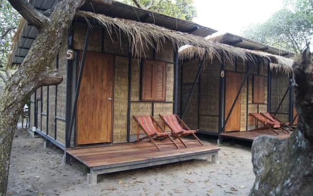 Little Hut