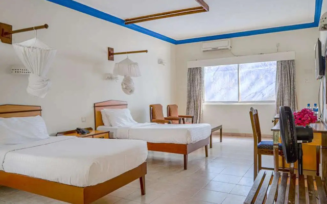 Sai Rock Beach Hotel & Spa