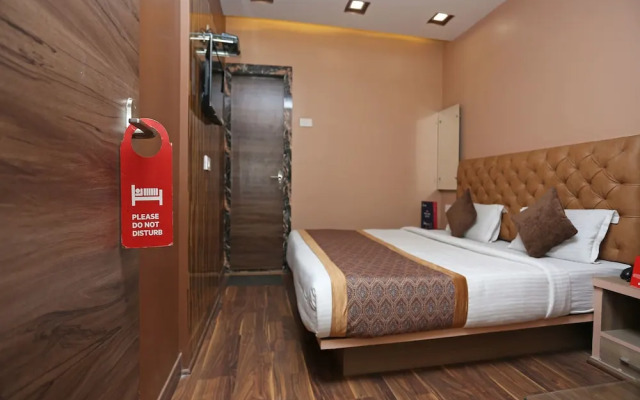 OYO 11596 Sanjay Guest House