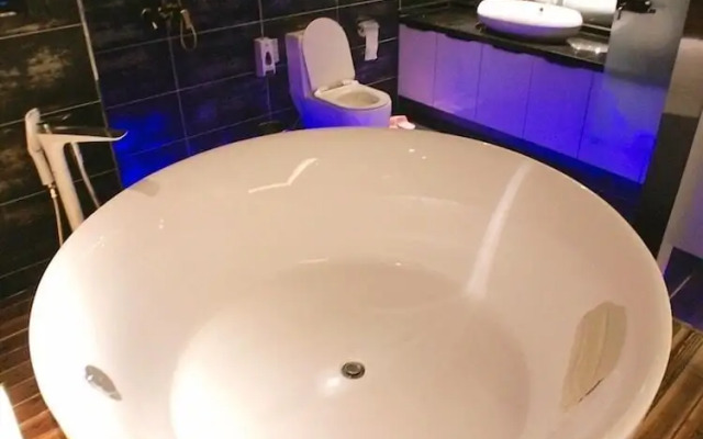 Taiyuan Strawberry Apartment Xuefu Br.