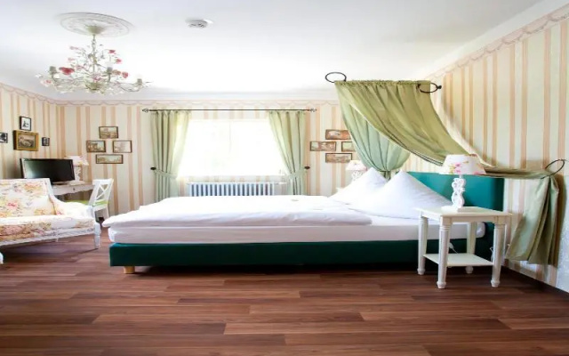 Gastwirtschaft & Hotel Hallescher Anger