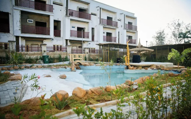 The12 by Naji Resort