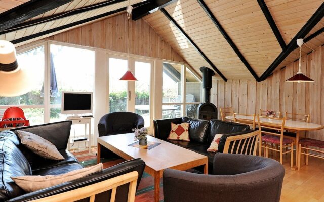 Balmy Holiday Home in Børkop near Restaurants