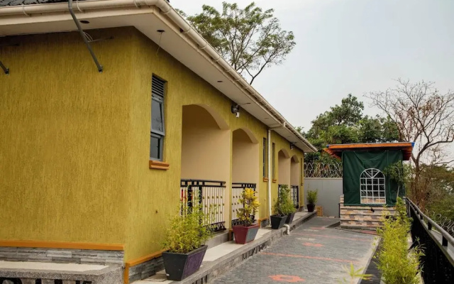 Lovana Apartments and Hotel