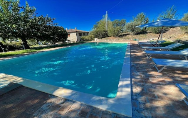 Sleeps 10. Magnificent Detached Villa - Pool/grounds/games Room. Exc Yours. Wifi