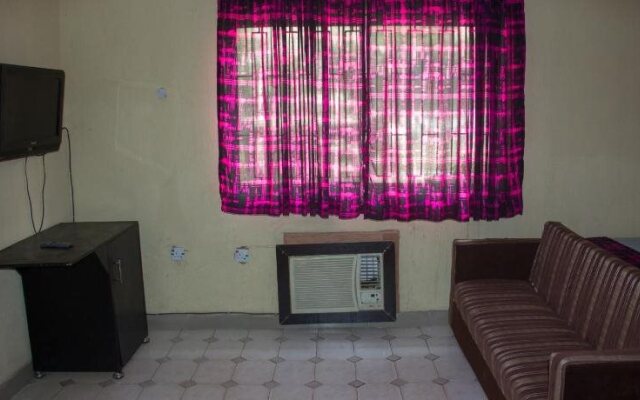 Airport Budget Hotel