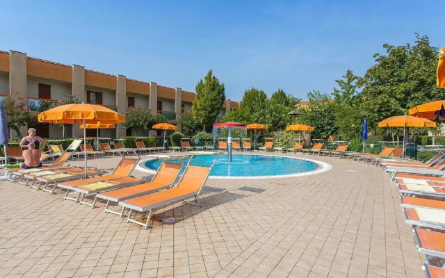 Spacious Apartment in Caorle With Shared Pool