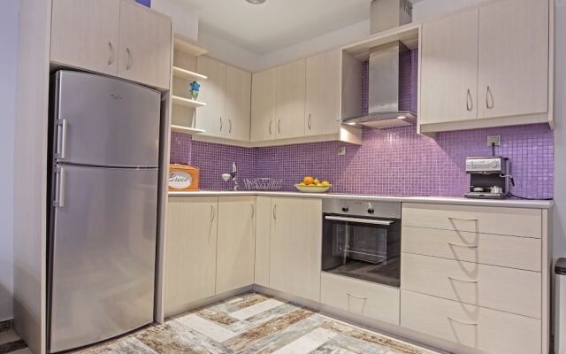 Kasteli Suites