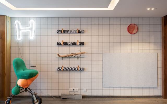 Hangzhou Future Space Apartment