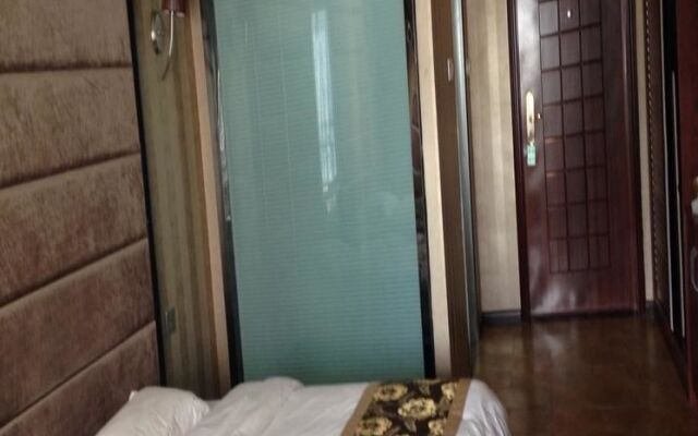 Luoyang Fengtaihaodi Theme Hotel