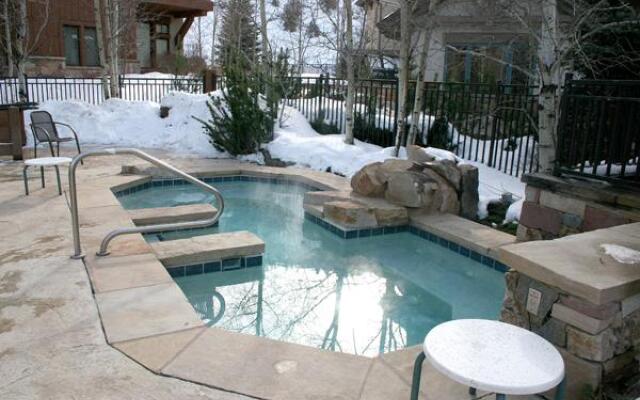 The Seasons Lodge at Arrowhead