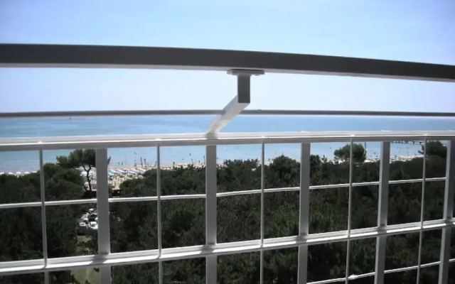 Comfy Studio With Terrace and Stunning Seaview
