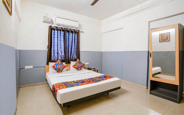 Fabhotel Bhakti Sankul