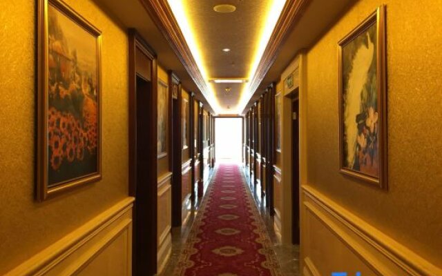 Lingyuan International Hotel