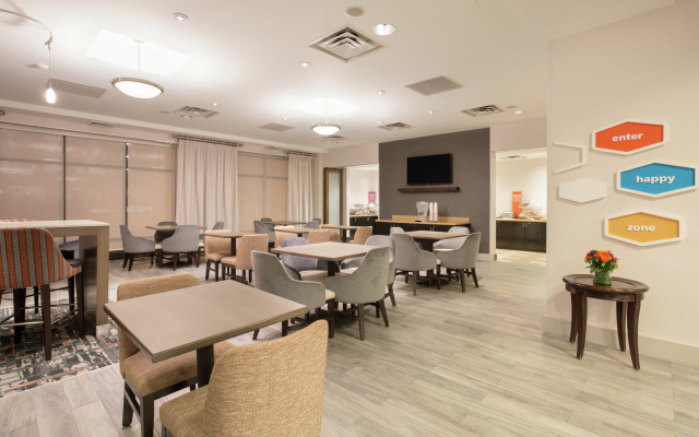 Hampton Inn & Suites Denver-Downtown