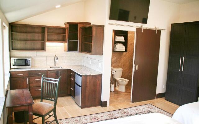 Iron Springs Adventure Resort & RV Park