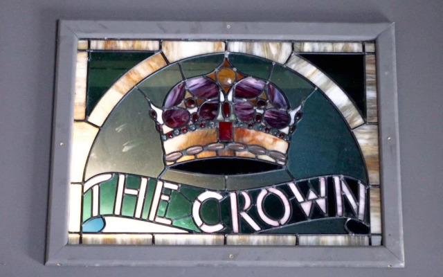The Crown at Playhatch